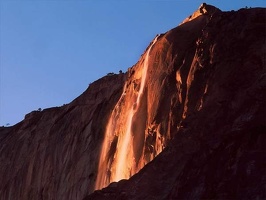 Breathtaking_Waterfalls_7